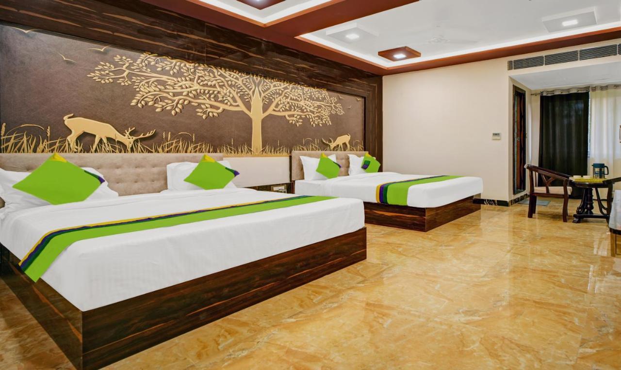 Hotel Eagle Inn Удайпур Екстериор снимка
