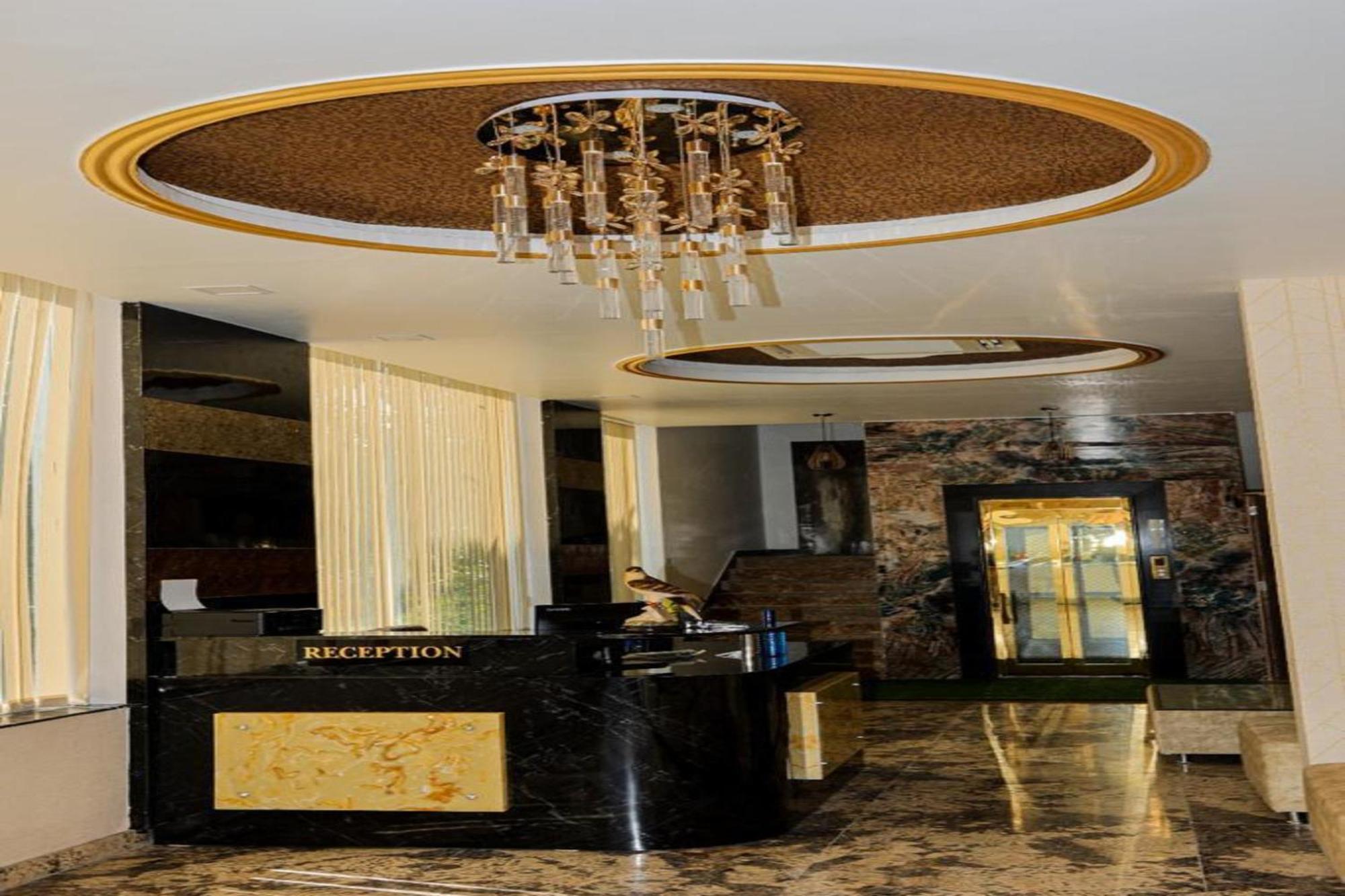 Hotel Eagle Inn Удайпур Екстериор снимка