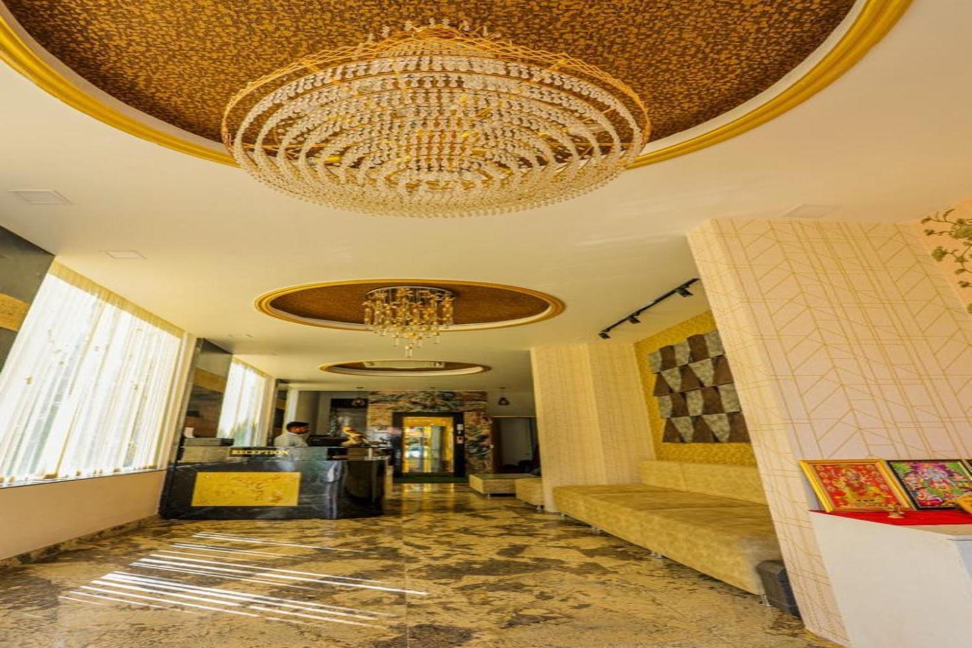 Hotel Eagle Inn Удайпур Екстериор снимка